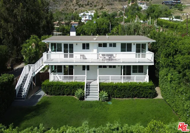 Photo 4 of Single family home for sale at 31254 Bailard Rd, Malibu, CA 90265 | MLS# 26641045 | Listing updated on 2026-10-05