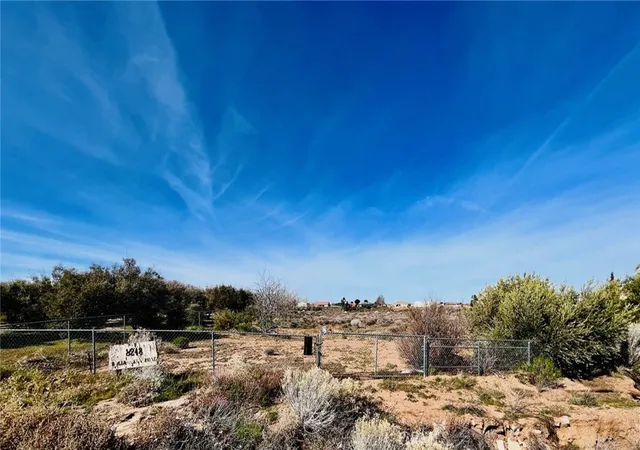 3rd image of 8248 Baldy Mesa, Phelan, CA 92371 | MLS# HD26031640