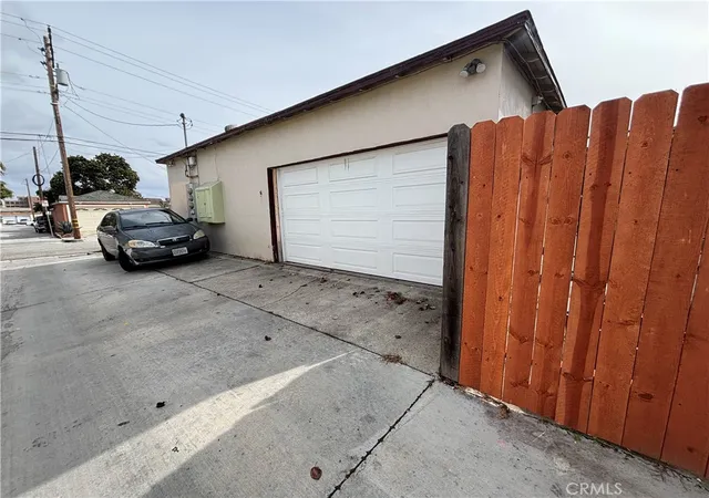 Homes for sale in Hawthorne, CA | 11533 Truro, Hawthorne, CA 90250 | MLS# SB26032870