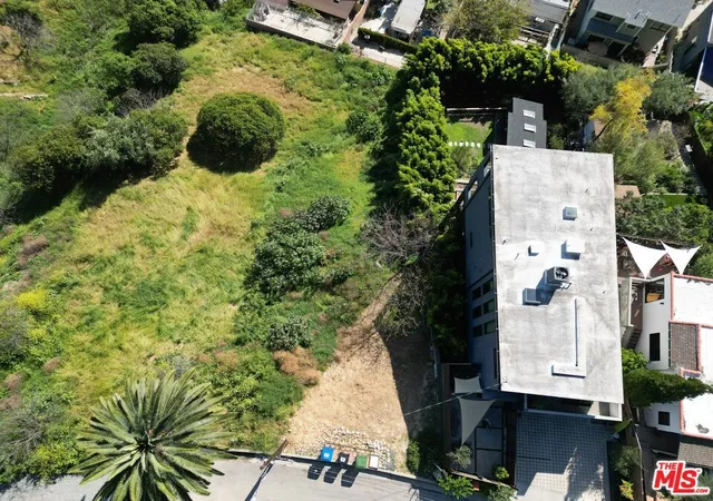 13th image of 3526 Loma Lada Dr, Los Angeles, CA 90065 | MLS# 26651833