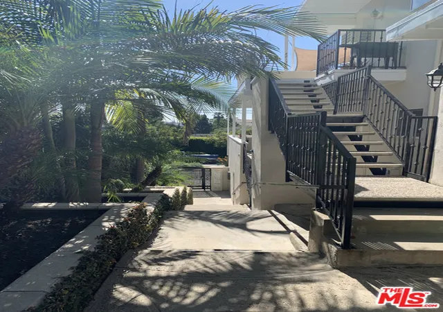 Photo 3 of Multi family home for sale at 4211 Franklin Ave, Los Angeles, CA 90027 | MLS# 26652037 | Listing updated on 2026-09-07