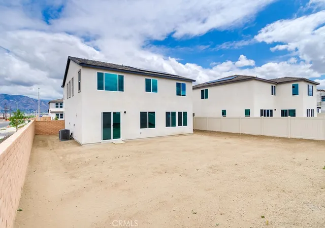 Homes for sale in Redlands, CA | 873 Railway Ln, Redlands, CA 92374 | MLS# IV26033715