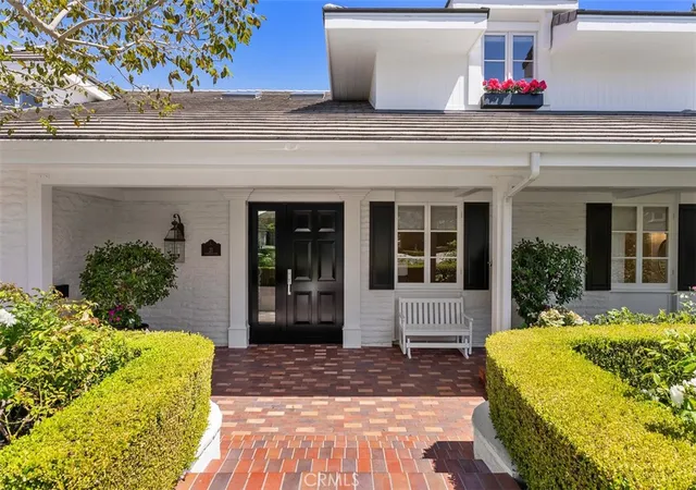 2nd image of 21 Lochmoor, Newport Beach, CA 92660 | MLS# OC26033636