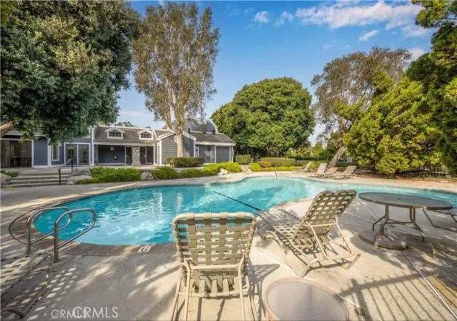 Homes for sale in Huntington Beach, CA | 8132 Atwater Circle, Huntington Beach, CA 92646 | Houzeo
