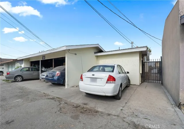 Homes for sale in Gardena, CA | 640 W Redondo Beach, Gardena, CA 90247 | MLS# PW26033754