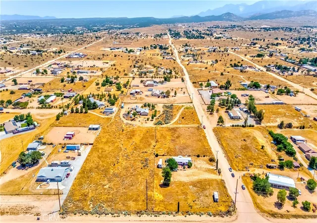 44th image of 7127 Phelan Rd, Phelan, CA 92371 | MLS# PW26034523