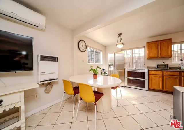 42nd image of 1531 Cambria St, Los Angeles, CA 90017 | MLS# 26648307