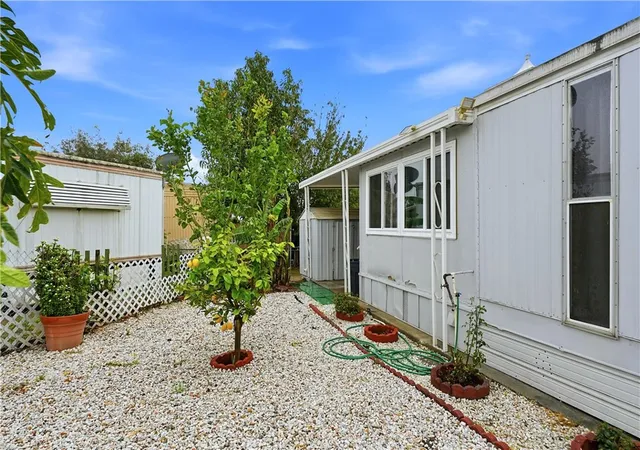 Photo 3 of Manufactured home for sale at 8787 Locust Ave #24, Fontana, CA 92335 | MLS# TR26031552 | Listing updated on 2026-10-04