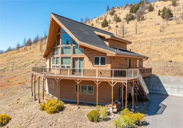 1st image of 5716 Palmer Dr, Weed, CA 96094 | MLS# SN26034711