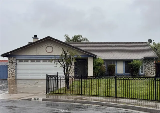 Homes for sale in Perris, CA | 1255 Comiskey Ct, Perris, CA 92571 | MLS# DW26032262