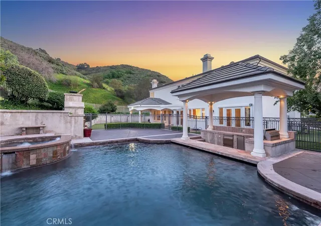 Homes for sale in Calabasas, CA | 25301 Prado De Los Arboles, Calabasas, CA 91302 | MLS# SR26034790