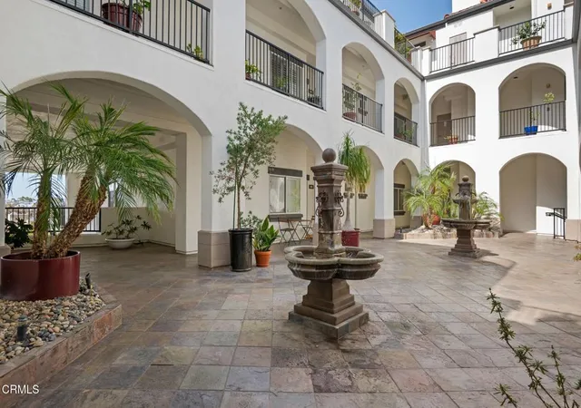 Listing Photo 3 - Condo for sale in building located at 436 Poli St, Ventura, CA 93001 - Unit #301