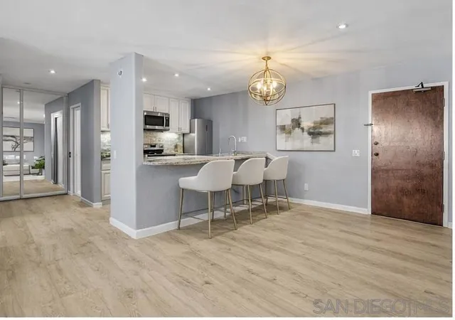 5th image of 8324 Regents Rd Unit 1B #Unit 1B, San Diego, CA 92122 | MLS# 260003728SD