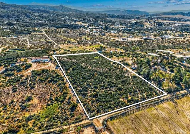 3rd image of 41670 Jay Dee, Anza, CA 92539 | MLS# SW26033247