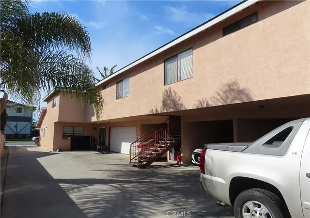 Photo 4 of House for sale at 16938 S Dalton, Gardena, CA 90247 | MLS# SR26035078 | Listing updated on 2026-03-12