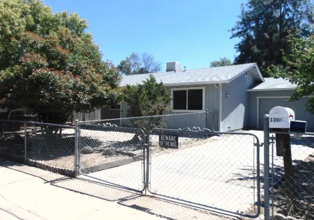 2nd image of 1307 Deborah Dr, Red Bluff, CA 96080 | MLS# SN26034647