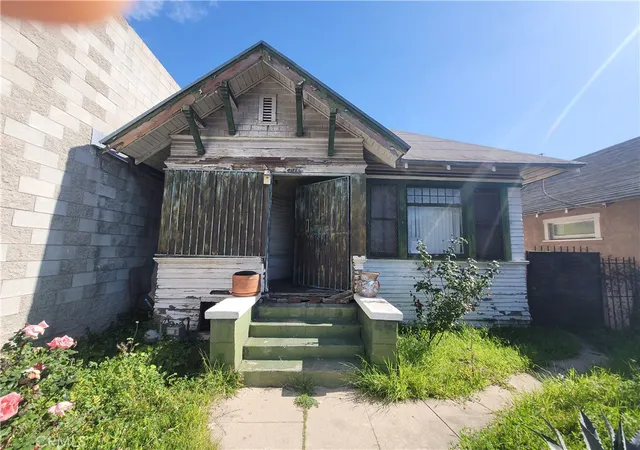 1st image of 4010 Wall, Los Angeles, CA 90011 | MLS# DW26035200