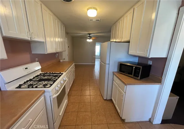 Homes for sale in Hemet, CA | 1380 Teakwood, Hemet, CA 92543 | MLS# IG26018463