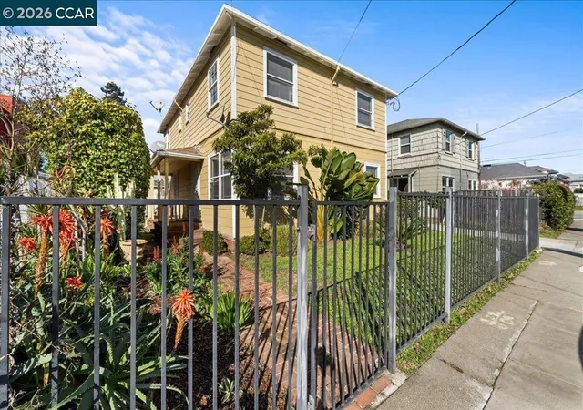 31st image of 4135 4137 West St, Oakland, CA 94608 | MLS# 41124234