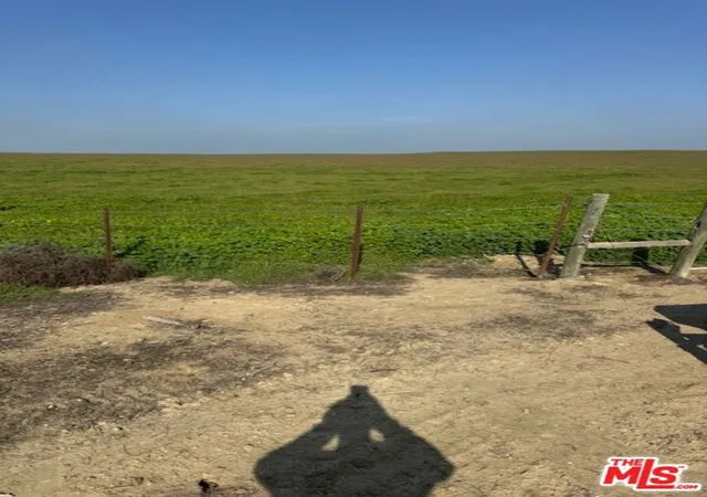 6th image of 0 Twisselman Rd, Lost Hills, CA 93249 | MLS# 26653003
