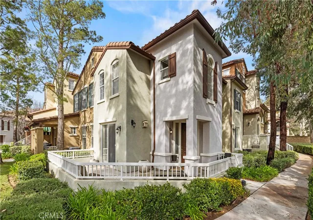 Homes for sale in Valencia, CA | 23402 Abbey Glen Pl, Valencia, CA 91354 | MLS# SR26032402