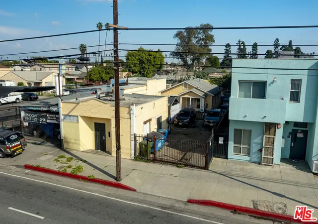 4th image of 6804 S Hoover St, Los Angeles, CA 90044 | MLS# 26652945