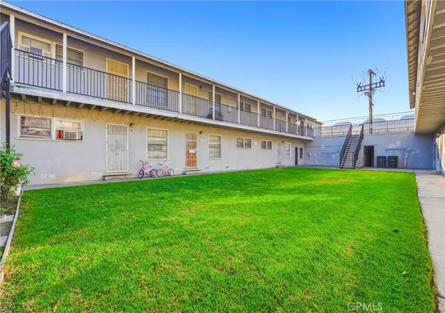 Photo 4 of House for sale at 116 S Orange, Santa Ana, CA 92701 | MLS# PW26035733 | Listing updated on 2026-09-23