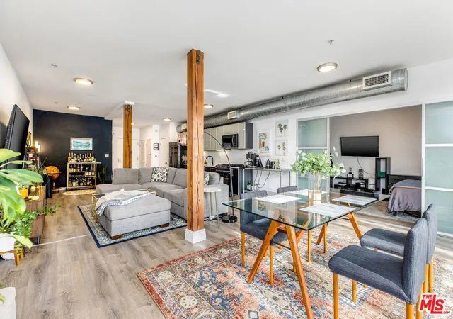 Homes for sale in Marina Del Rey, CA | 4215 Glencoe Ave #206, Marina Del Rey, CA 90292 | MLS# 26653067