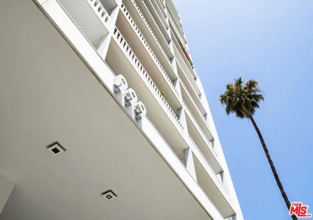 17th image of 999 N Doheny Dr #811, West Hollywood, CA 90069 | MLS# 26653055
