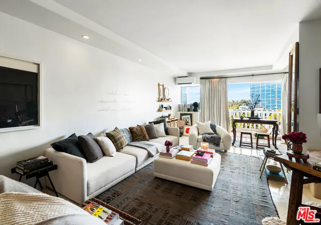 Photo 3 of Sale Pending at 999 N Doheny Dr #811, West Hollywood, CA 90069 | MLS# 26653055 | Listing updated on 2026-07-07