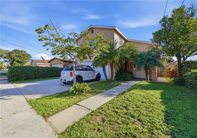 Photo 3 of Sale Pending at 1446 Gulf, Wilmington, CA 90744 | MLS# DW26035839 | Listing updated on 2026-10-01