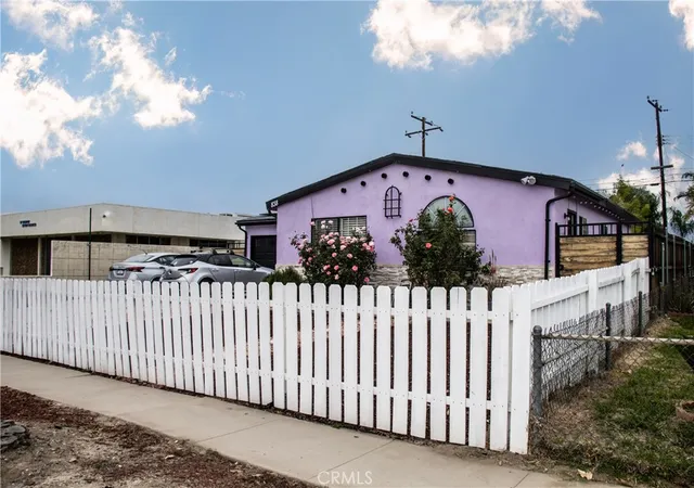4th image of 838 W Brockton, Redlands, CA 92374 | MLS# PW26034752