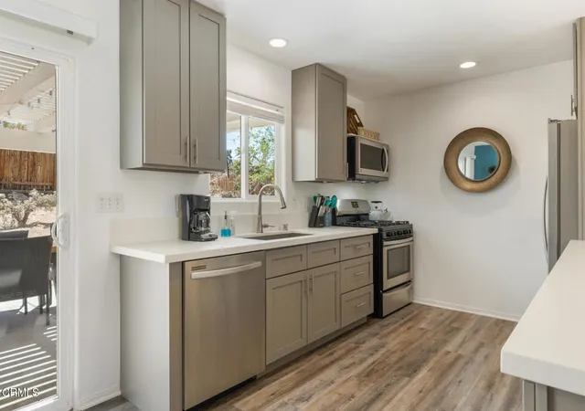 3rd image of 61515 Capilla Dr, Joshua Tree, CA 92252 | MLS# V1-34709