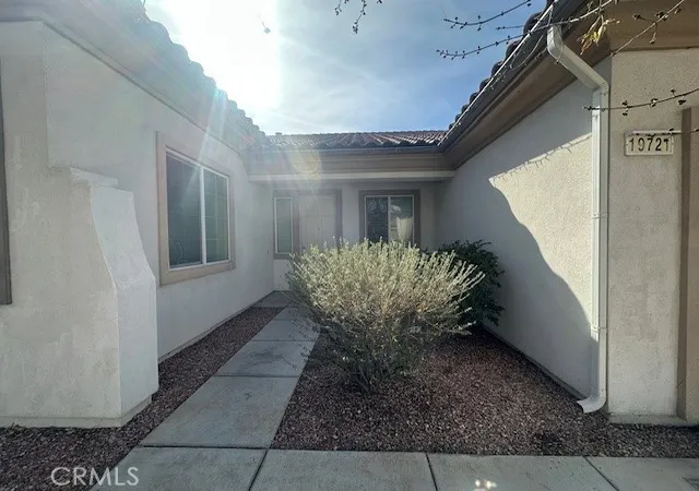 3rd image of 19721 Chicory Ct, Apple Valley, CA 92308 | MLS# HD26035986