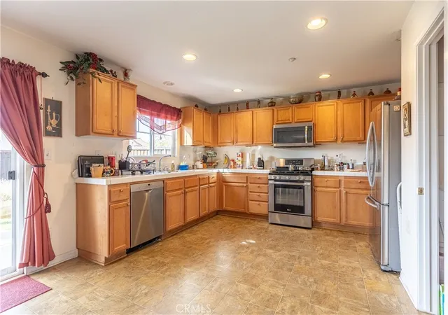 2nd image of 9131 Santa Barbara Dr, Riverside, CA 92508 | MLS# IG26036024