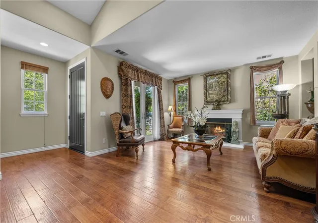 4th image of 26846 Pine Hollow Ct, Valencia, CA 91381 | MLS# SR26025893