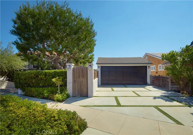 Homes for sale in Corona Del Mar, CA | 2235 Pacific Dr, Corona Del Mar, CA 92625 | MLS# NP26035630