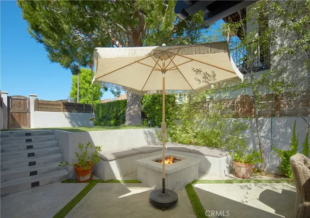 3rd image of 2235 Pacific Dr, Corona Del Mar, CA 92625 | MLS# NP26035630