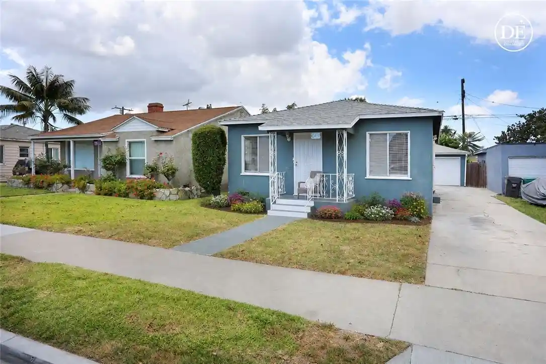 Photo 1 of Single family home for sale at 6449 Lemon Ave, Long Beach, CA 90805 | MLS# PW26036156 | Listing updated on 2026-10-20