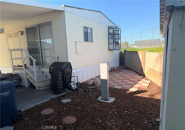 Homes for sale in Huntington Beach, CA | 17261 Gothard #18, Huntington Beach, CA 92647 | MLS# RS26036357