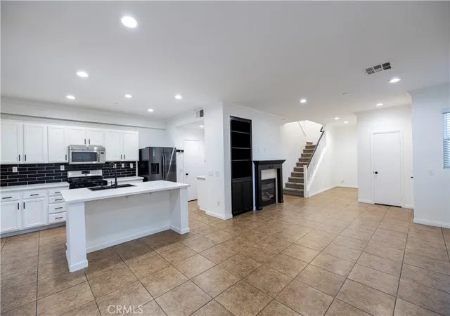 4th image of 1864 Siena Ct, Riverside, CA 92501 | MLS# CV25263294
