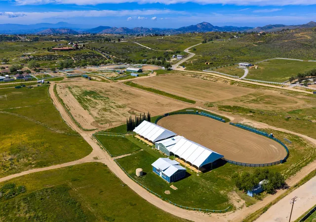 3rd image of 39375 San Ignacio Rd, Hemet, CA 92544 | MLS# 219143404DA