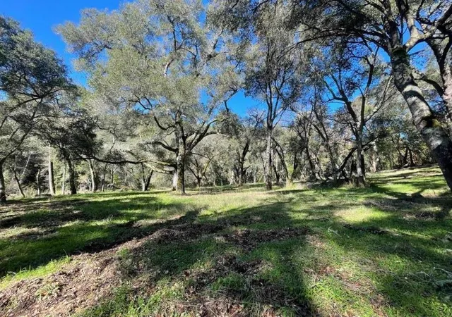 5th image of 10 Garzas Trl, Carmel, CA 93923 | MLS# ML82035327