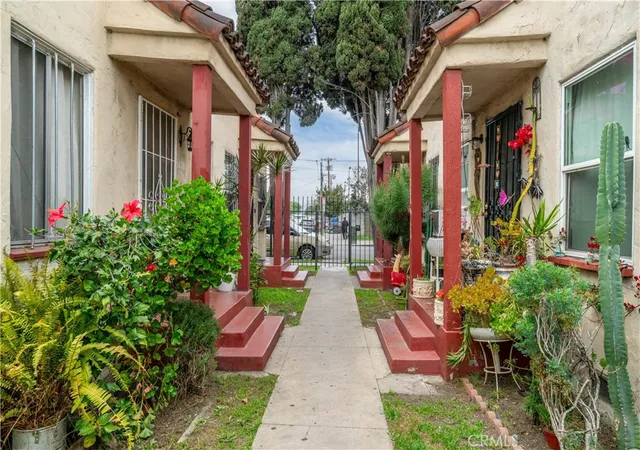1st image of 2626 Idell St, Los Angeles, CA 90065 | MLS# PV26034273