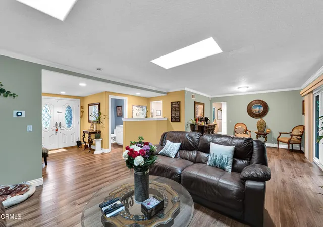 Homes for sale in Newbury Park, CA | 219 Castilian Ave, Newbury Park, CA 91320 | MLS# V1-34727