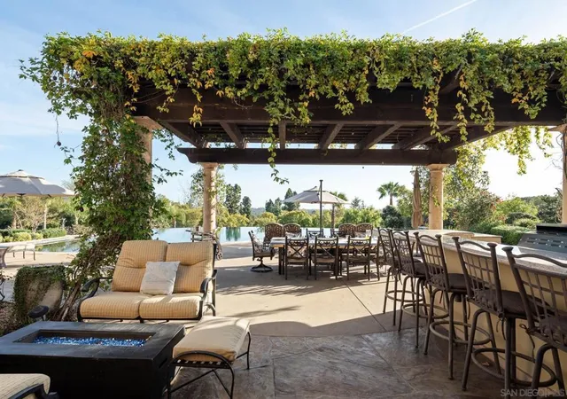 Photo 4 of Single family home for sale at 6565 Calle Reina, Rancho Santa Fe, CA 92067 | MLS# 260003885SD | Listing updated on 2026-05-15