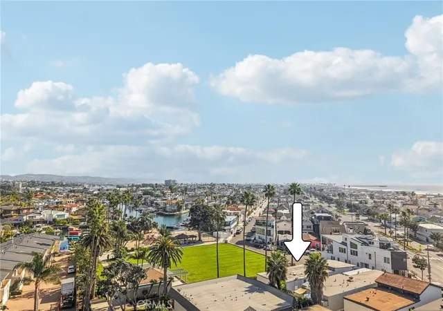 Homes for sale in Newport Beach, CA | 4404 Channel Pl, Newport Beach, CA 92663 | MLS# OC26036737