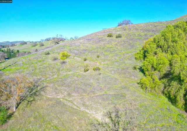 Photo 3 of Land for sale at 2590 Caballo Ranchero Dr, Diablo, CA 94528 | MLS# 41124411 | Listing updated on 2026-07-13
