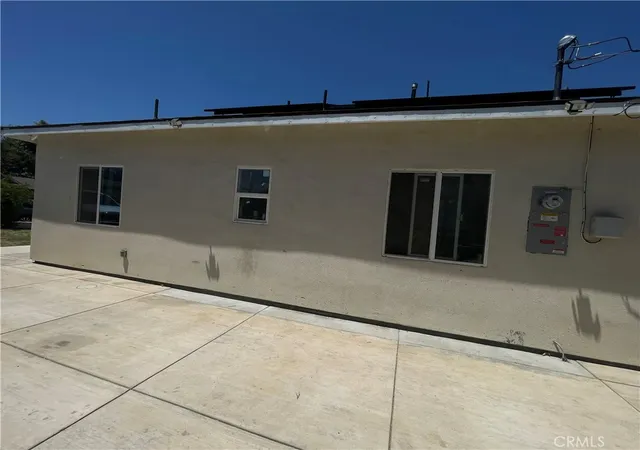 Homes for sale in Bakersfield, CA | 1012 Feliz, Bakersfield, CA 93307 | MLS# DW26036886
