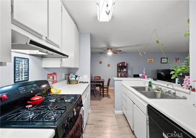 3rd image of 1625 Hotel S, San Diego, CA 92108 | MLS# ND26021191